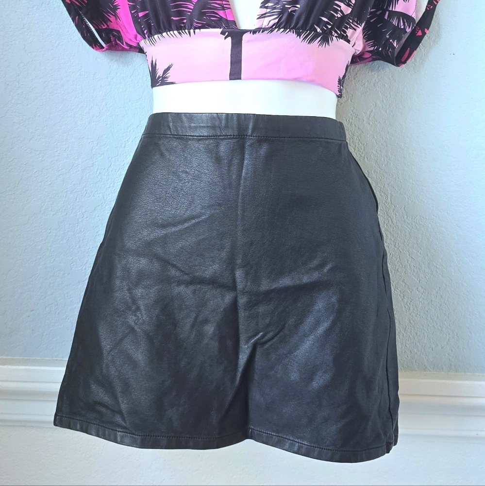 Forever 21 Black High Waist Skirt